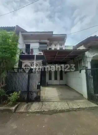 Rumah Secondary Dalam Komplek Kavling Dki