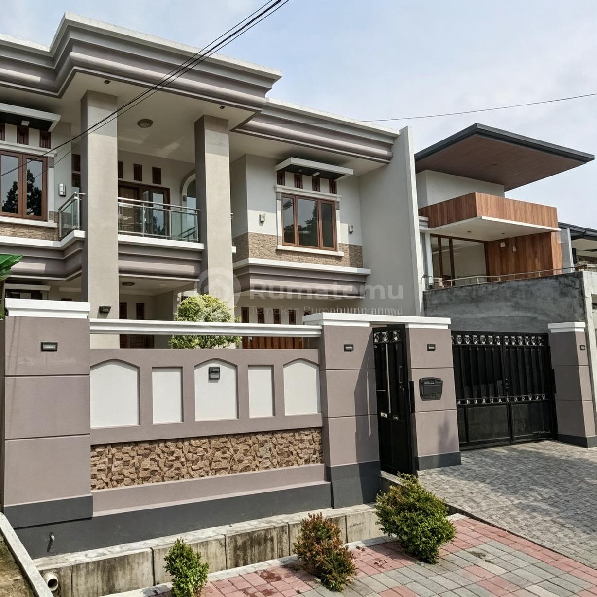 Dijual Rumah Komplek Mewah Cantik Siap Huni di Pondok Kelapa Unfurnished