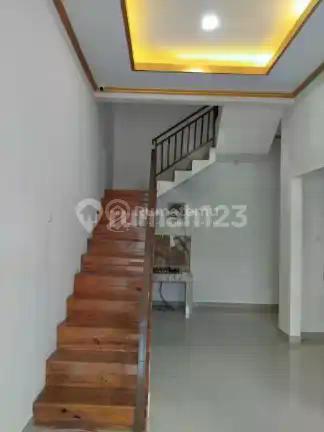 Dijual Rumah 2 Lantai di Pinus Regency Soekarno Hatta Bandung