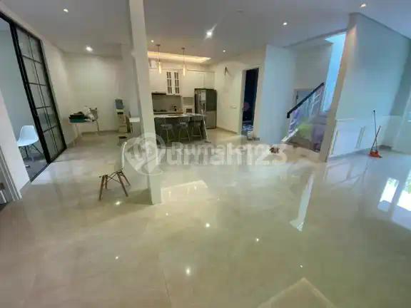 Dijual Rumah Full Renovasi The Eminent Bsd