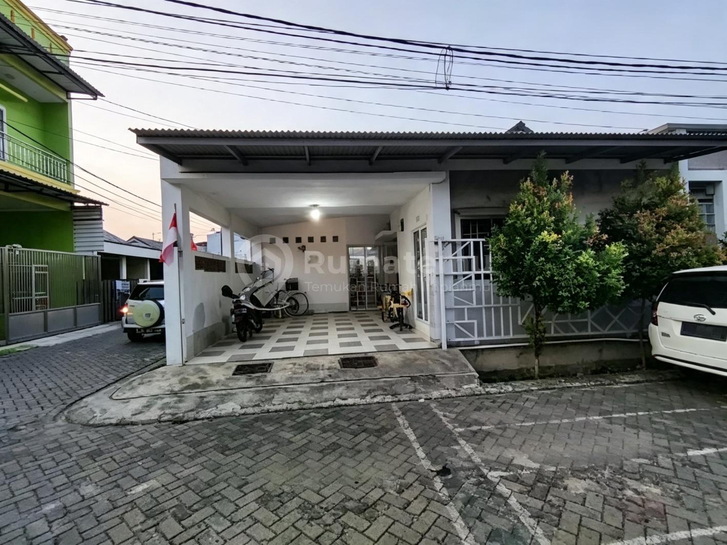 Rumah Poris Residence Depan Taman Lokasi Bagus