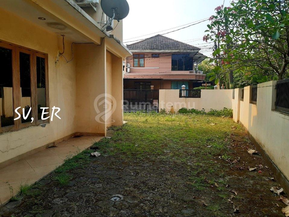 Dijual Cepat Rumah Apik Terawat 2 Lt Siap Huni di Sektor 2 Bintaro