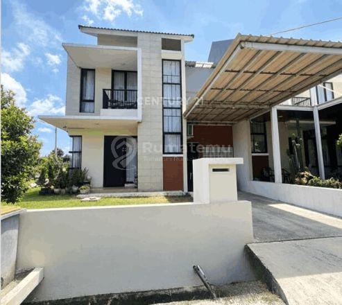 Dijual Segera Rumah Posisi Hook Mewah di Green Ara Residence Harapan Indah Bekasi – LT 250m² / LB 200m², 3 KT, Harga 2,2 M Nego!