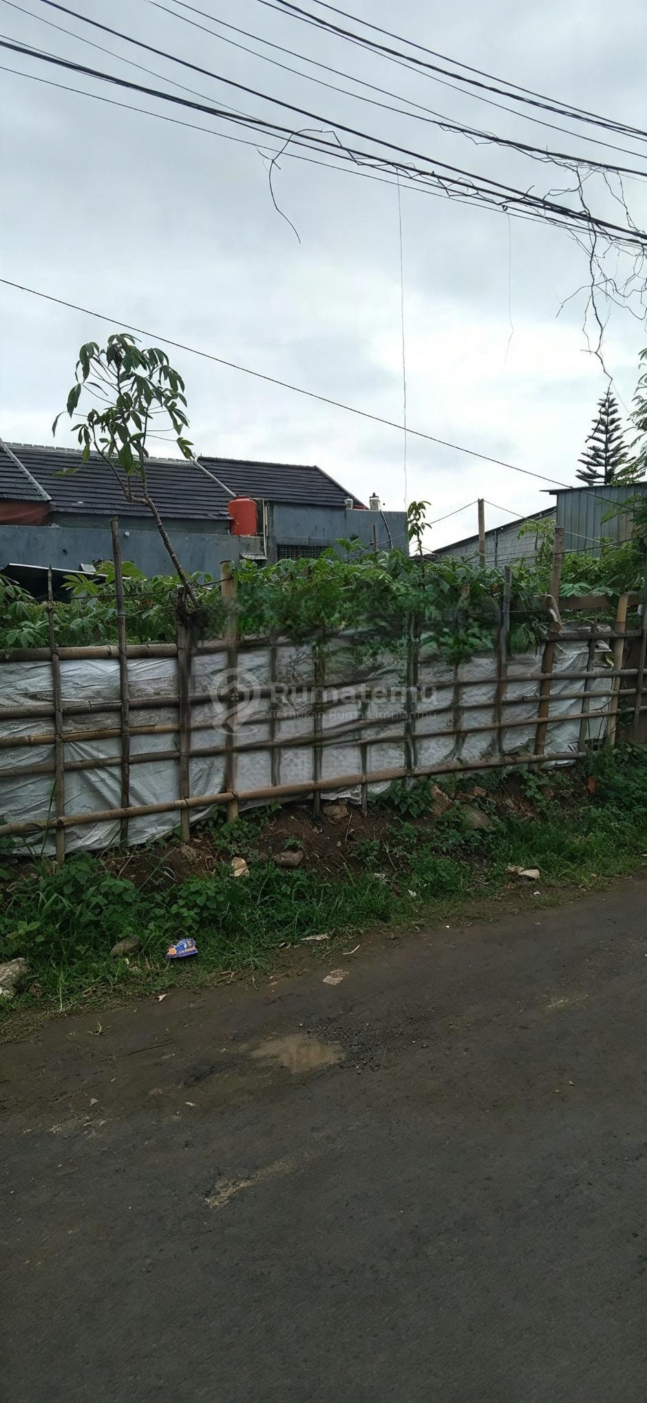 Dijual Tanah Lokasi Strategis dan cocok untuk investasi atau pembangunan properti di Ciwaruga, Buah Batu, Bandung - 500M² Shm