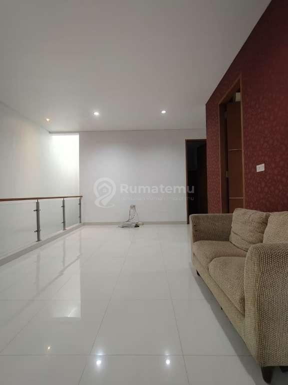 Turun Harga Rumah Dalam Komplek Di Cempaka Jakarta Timur 