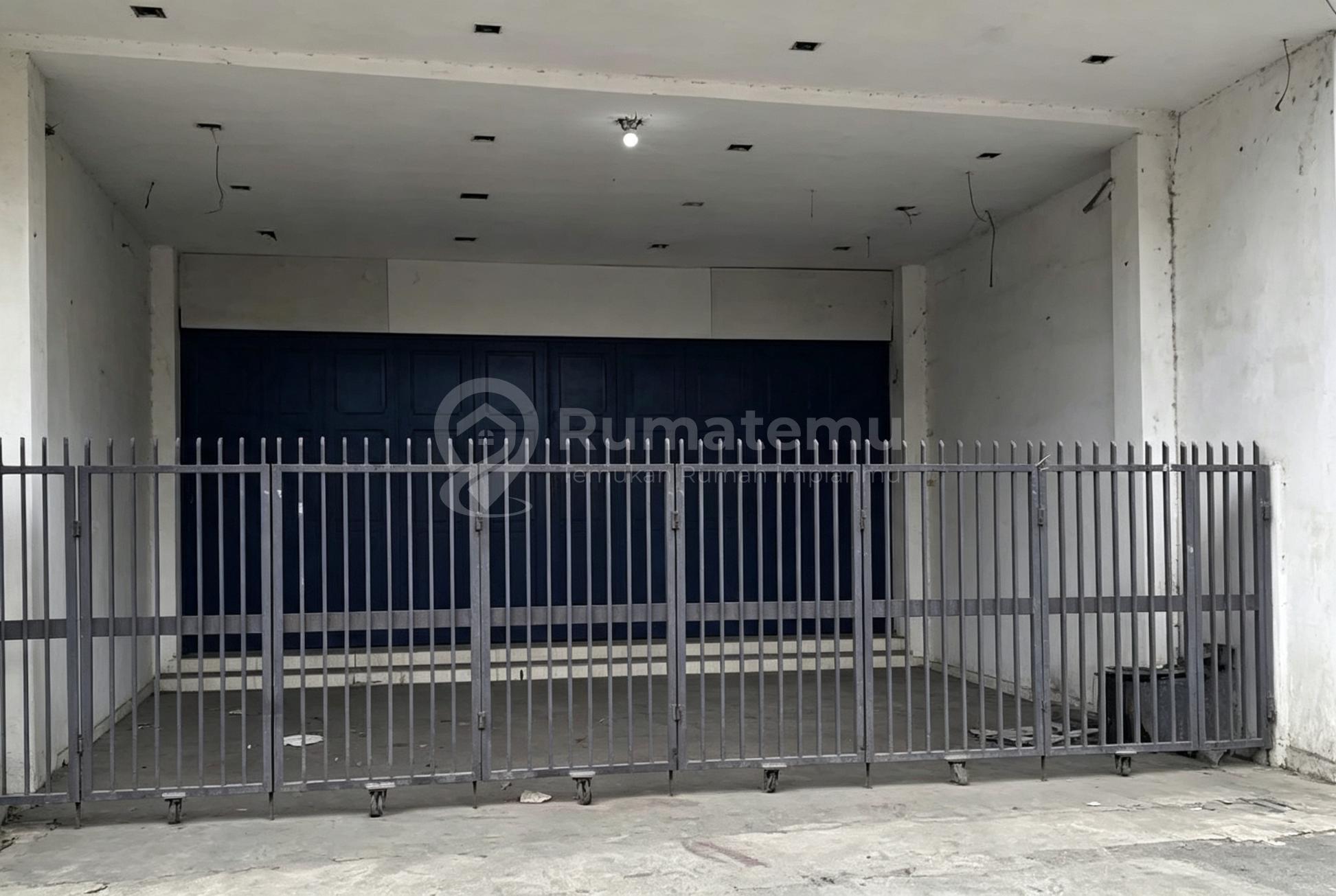 Disewakan Ruko 3 Lantai Strategis Siliwangi Cirebon Kota Sangat Strategis