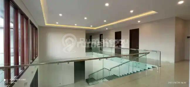 Rumah Baru Exclusive & Lux Di Setraduta Bandung? Yuk Mampir Dulu Ke Iklan Ini.