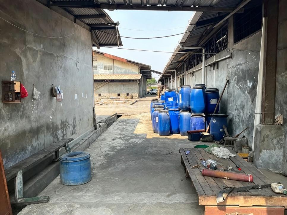 Di Jual Cepat Bekas Pabrik Kulit di Tegal Alur Cocok untuk Gudang dan Usaha