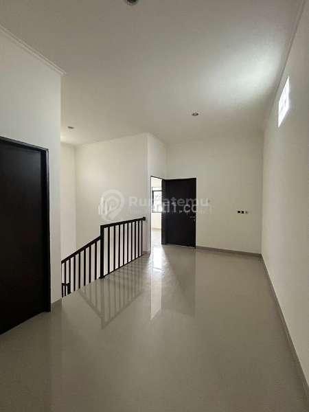 Jual Rumah Baru di Turangga Dekat Buah Batu, Gatot Subroto Bandung