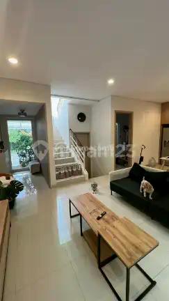 Rumah 2 lantai lokasi strategis dekat tol dekat mall dekat ke gading serpong Eminent BSD City