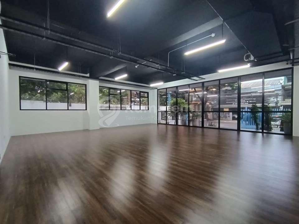 Disewakan Ruang Kantor lokasi strategis kebayoran lama jakarta selatan