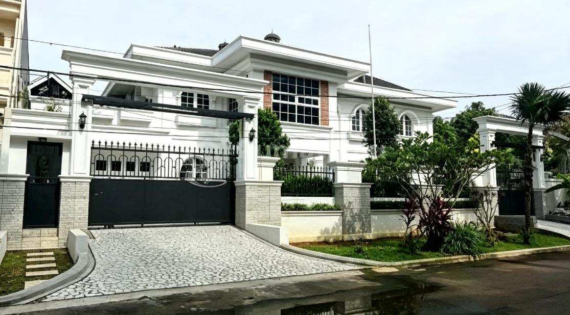 Hot Sale.  Rumah Super Mewah Dlm Komplek Elit View Danau, Cibubur, Jakarta Timur