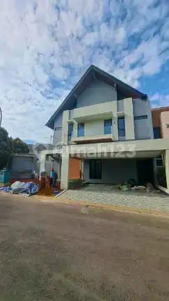 Siap Huni! Brand New House The Icon Bsd City