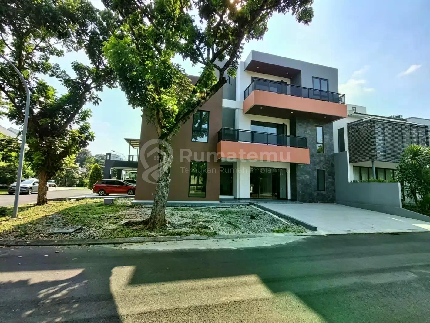 Dijual Rumah Mewah Sutera Palmyra View Club House , Semi Furnished Harga 11,2 Miliar Nego