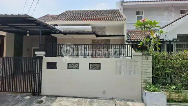 Dijual Rumah Lantai Granit, Kitchen Set BSD Sektor 1.2 Ext