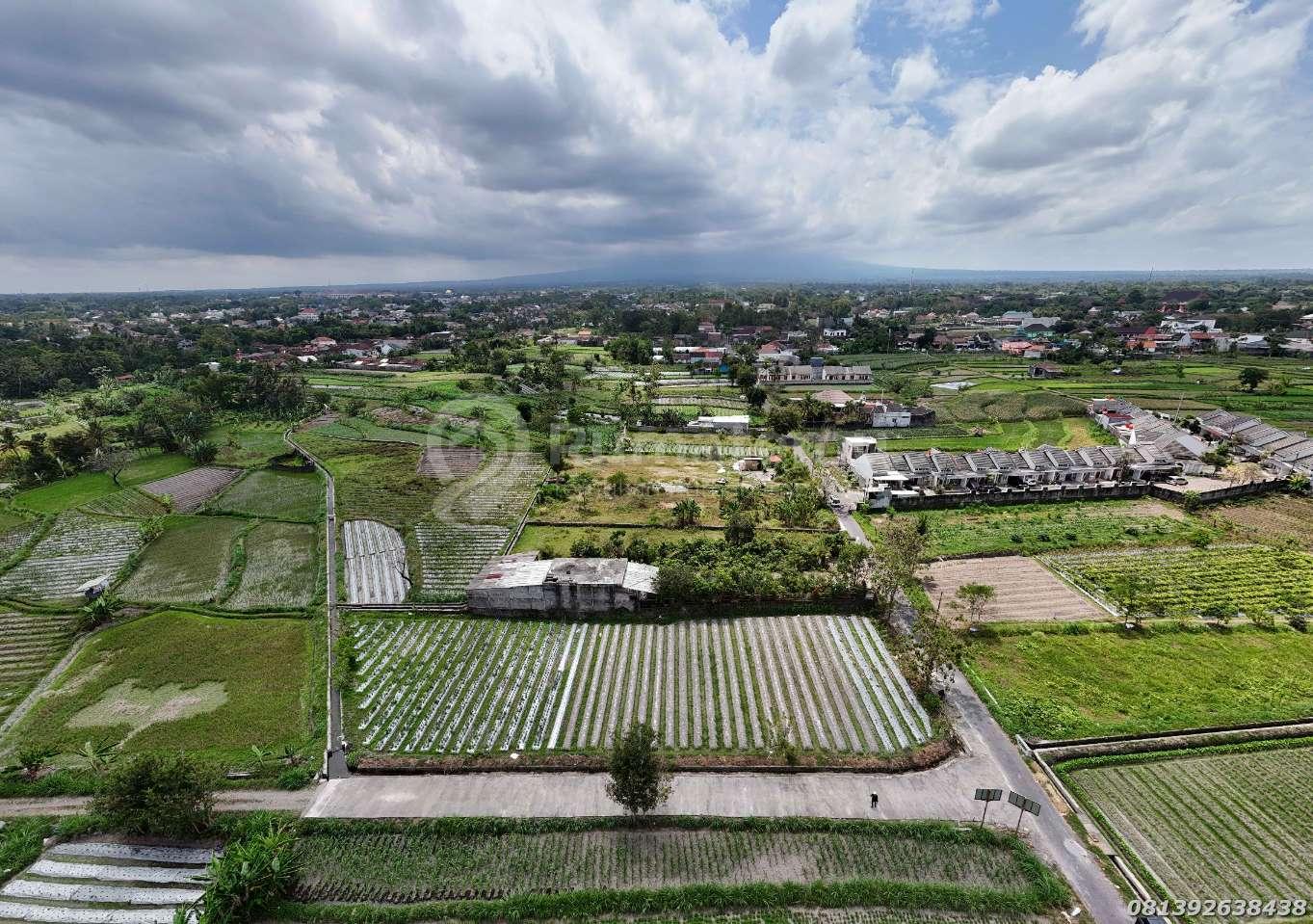 Tanah Timur Jl. Kaliurang Km 12 Dekat UII Jogja Aspal Lebar Cocok Villa