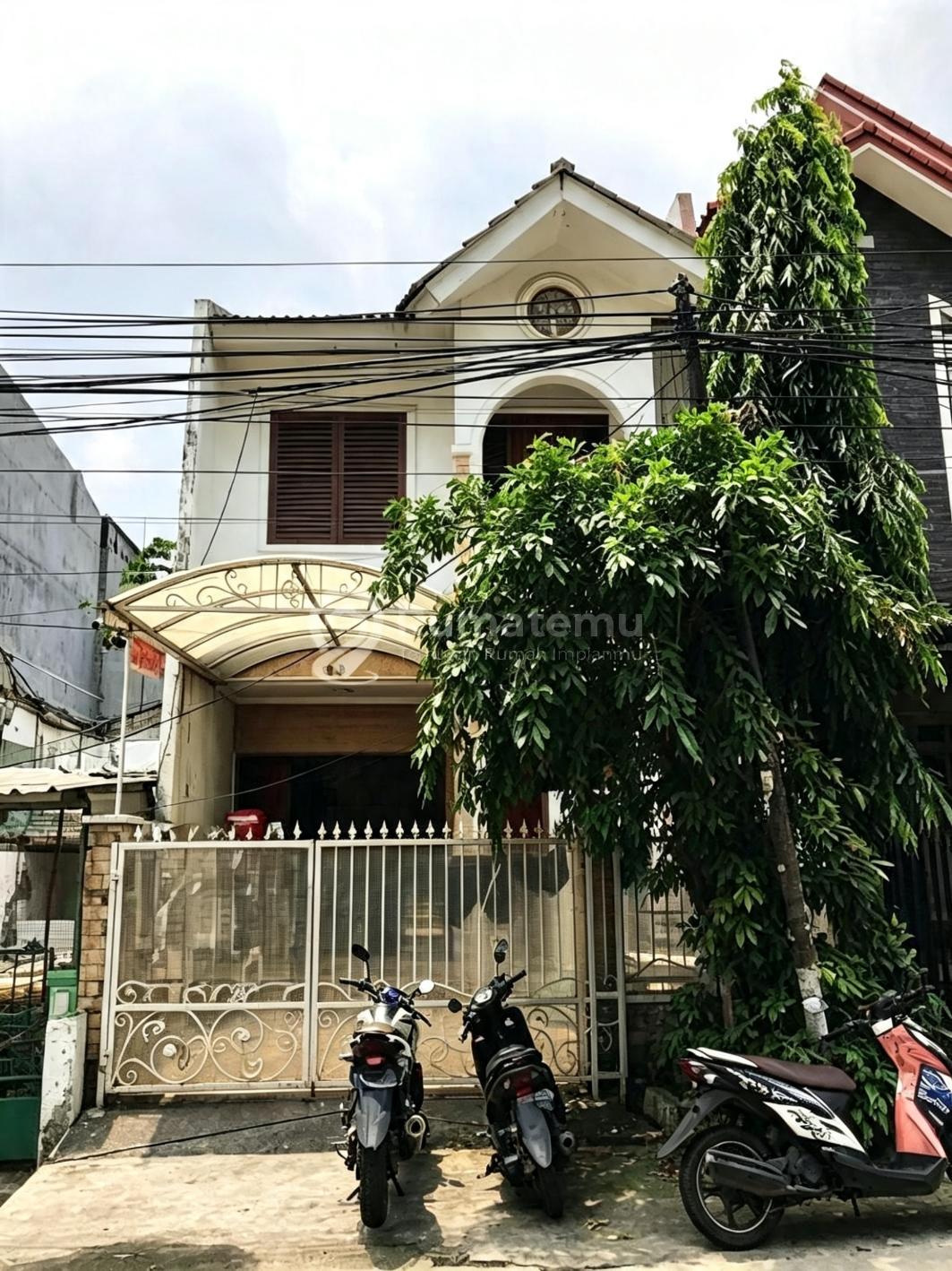 Dijual Rumah 2 Lantai Dalam Komplek di Kelapa Gading, Pegangsaan Dua , Jakarta Utara