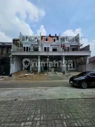 Rumah Baru Lokasi Strategis di Cempaka Putih