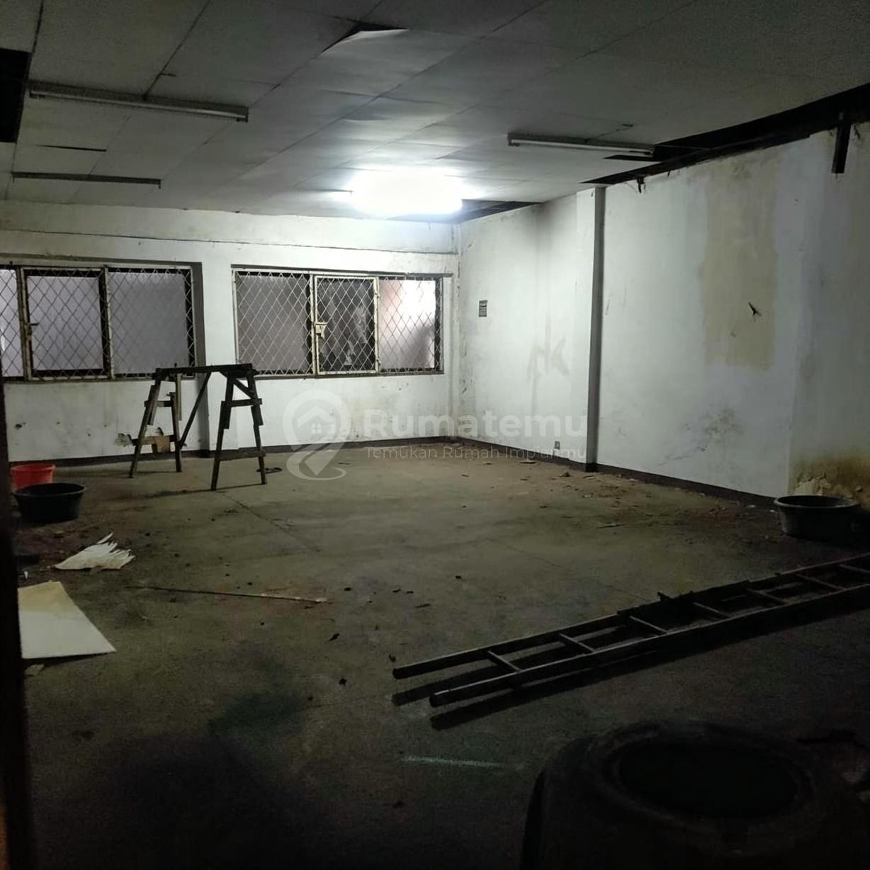 Jual dan Sewa Ruko Luas di Area Roxy, Duri Pulo, Gambir, Jakarta