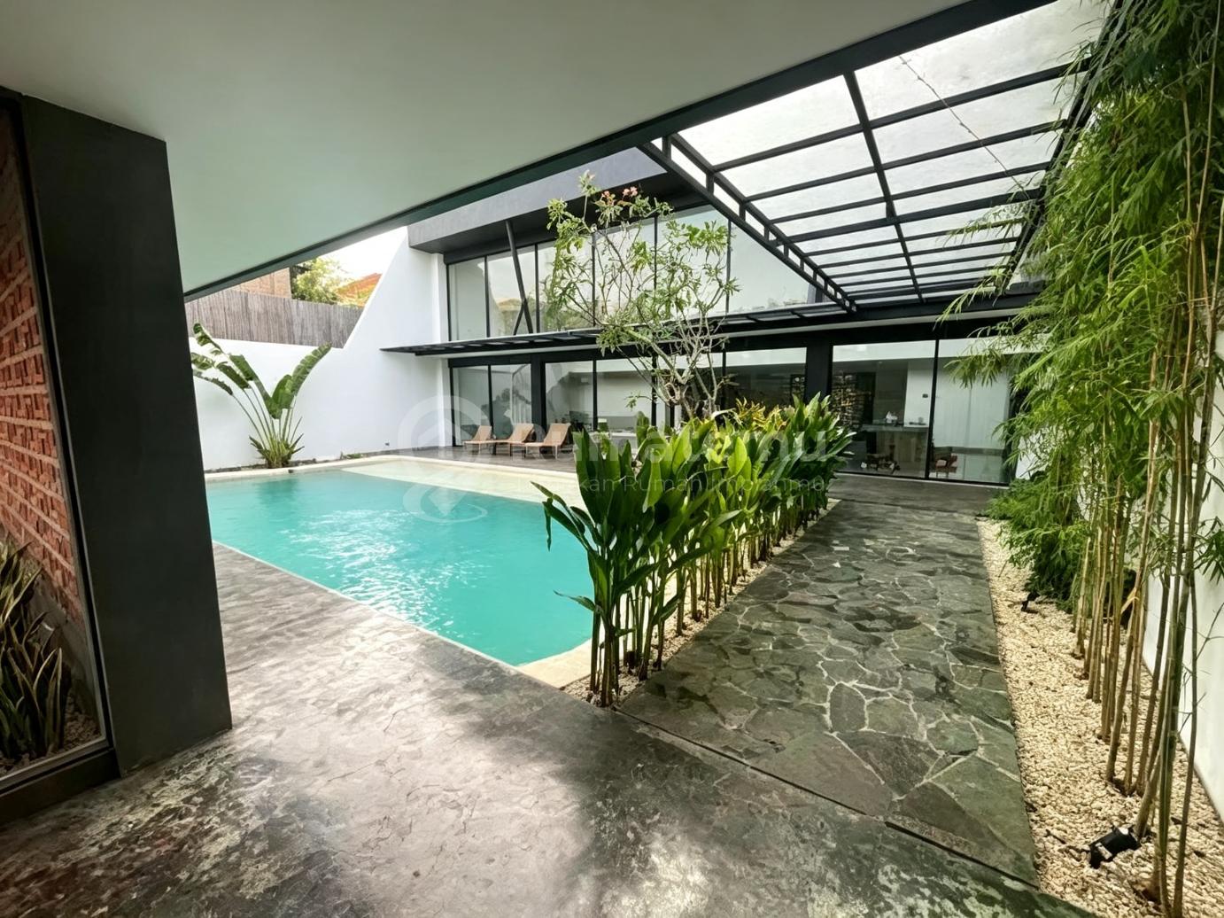 Beautyfull Villa Ready For Leasehold 10 Years In Seminyak Bali