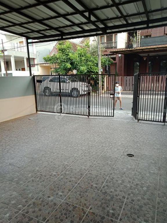 Dijual rumah siap huni di bougenville graharaya