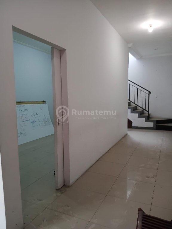 DISEWAKAN RUKO MAINROAD SOREANG – LOKASI STRATEGIS UNTUK USAHA