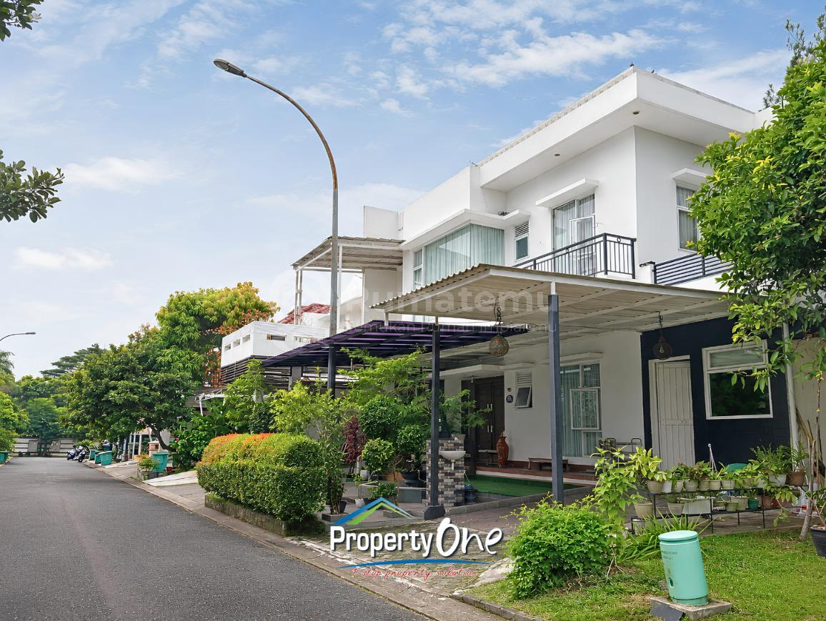 Jual Rumah Mewah 2 Lantai di Versailles, Halaman Super Luas, Dekat Pasmod, KRL Rawa Buntu,Tol BSD, Eka Hospital & Lokasi Strategis Lainnya