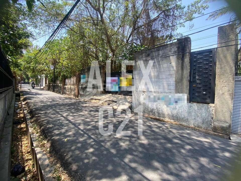 Dijual tanah di pinggir jalan tempat sangat strategis di jl. Bangka, Mampang Prapatan, Jakarta Selatan