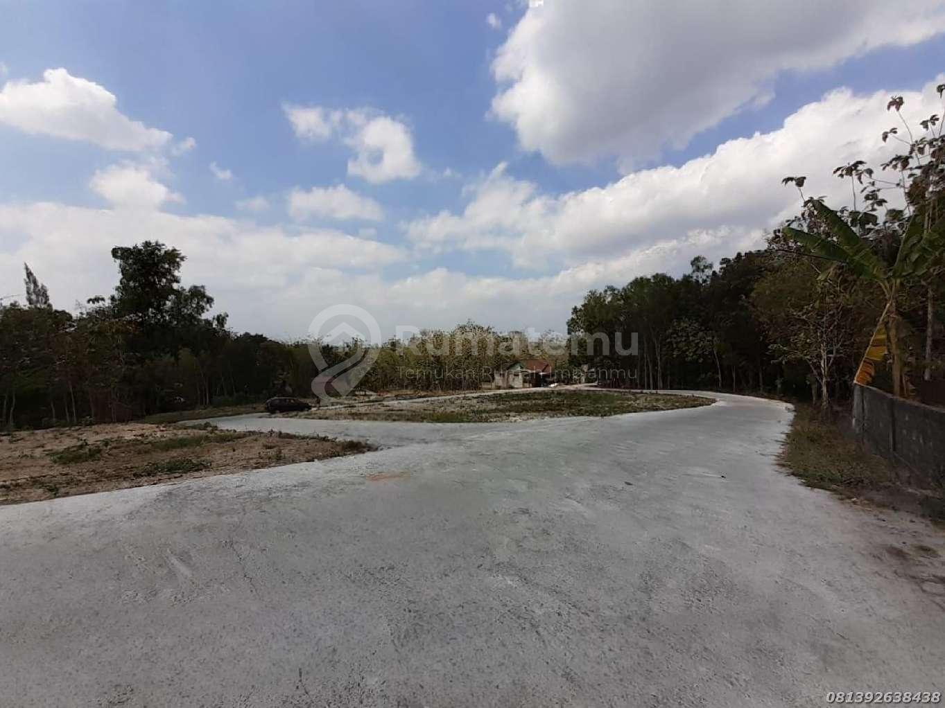 Dijual Tanah Jogja Balecatur Dekat Exit Tol Gamping SHM Pekarangan