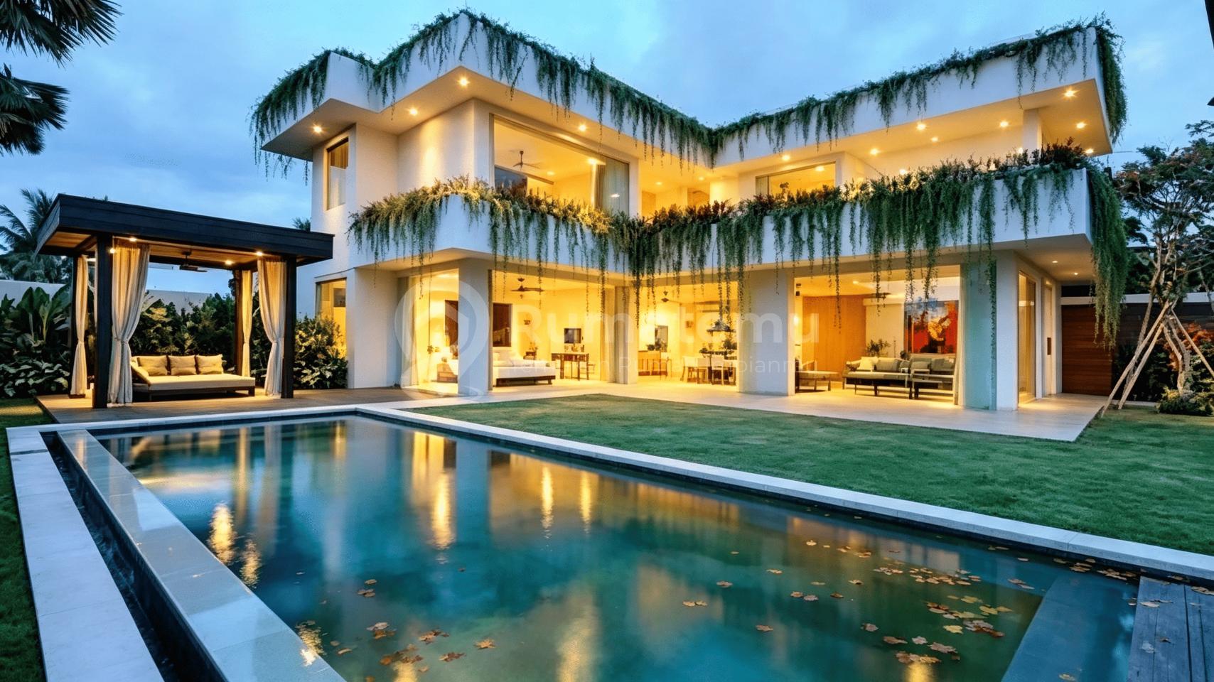 Ready For Rent 5 B R Luxury Villa In Canggu Bali