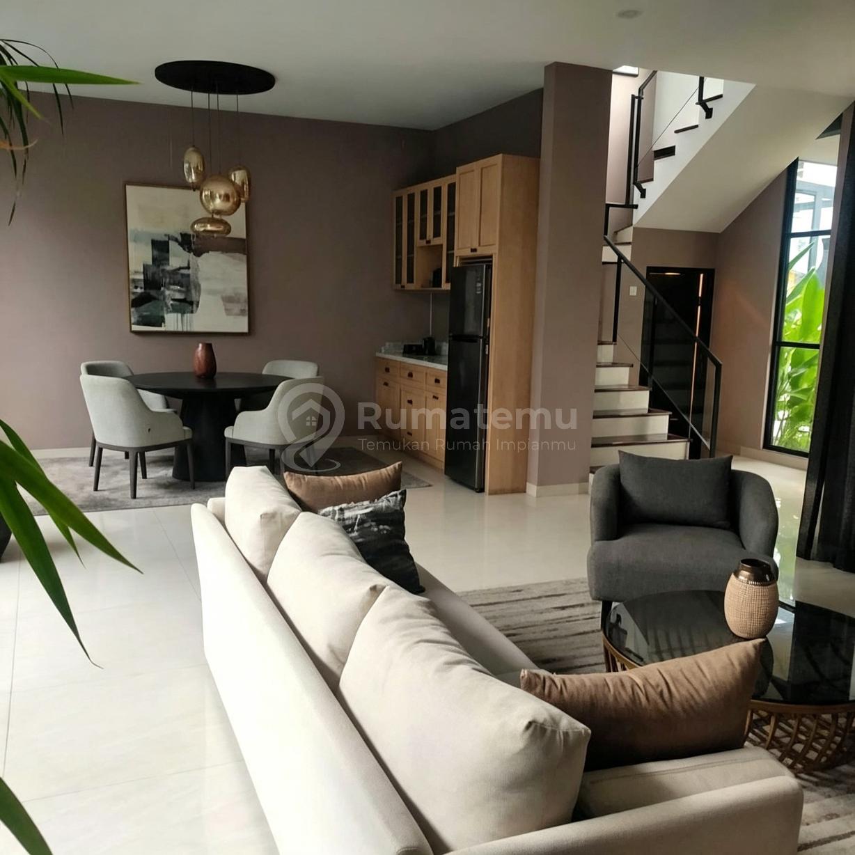 Jual town house cluster baru dengan swimming pool unit tertentu di Jeruk Purut
