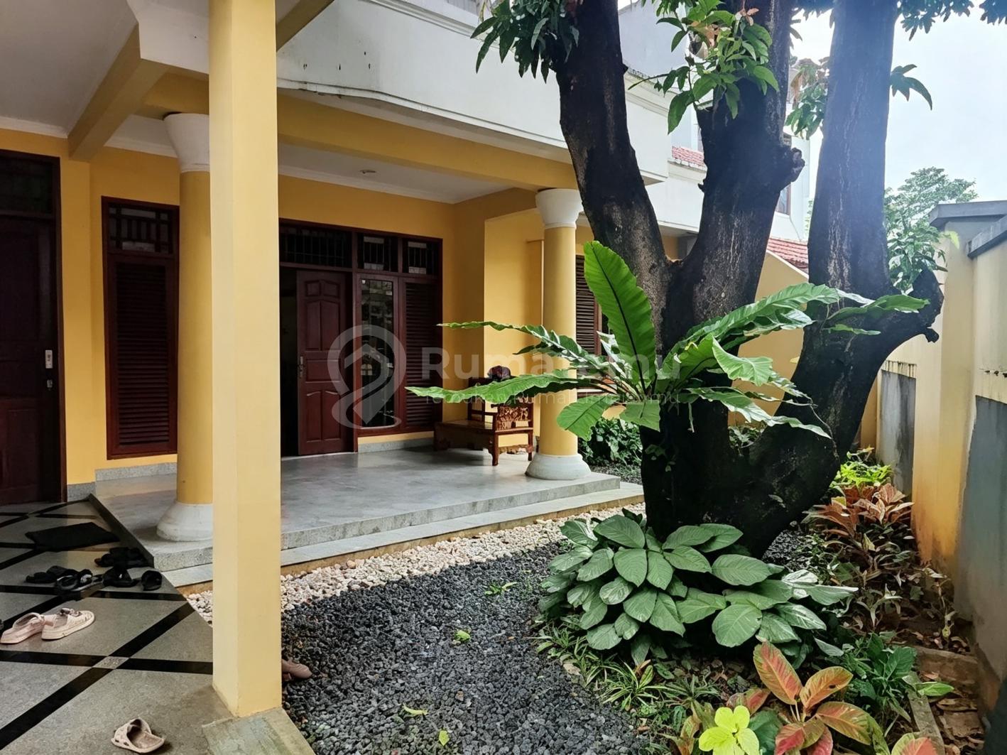 Dijual Rumah Siap Huni Baru Renovasi di Jalan Taman Aa Kebon Jeruk Jakarta Barat