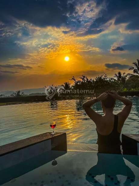 villa dengan pemandangan laut pelabuhan ratu sukabumi