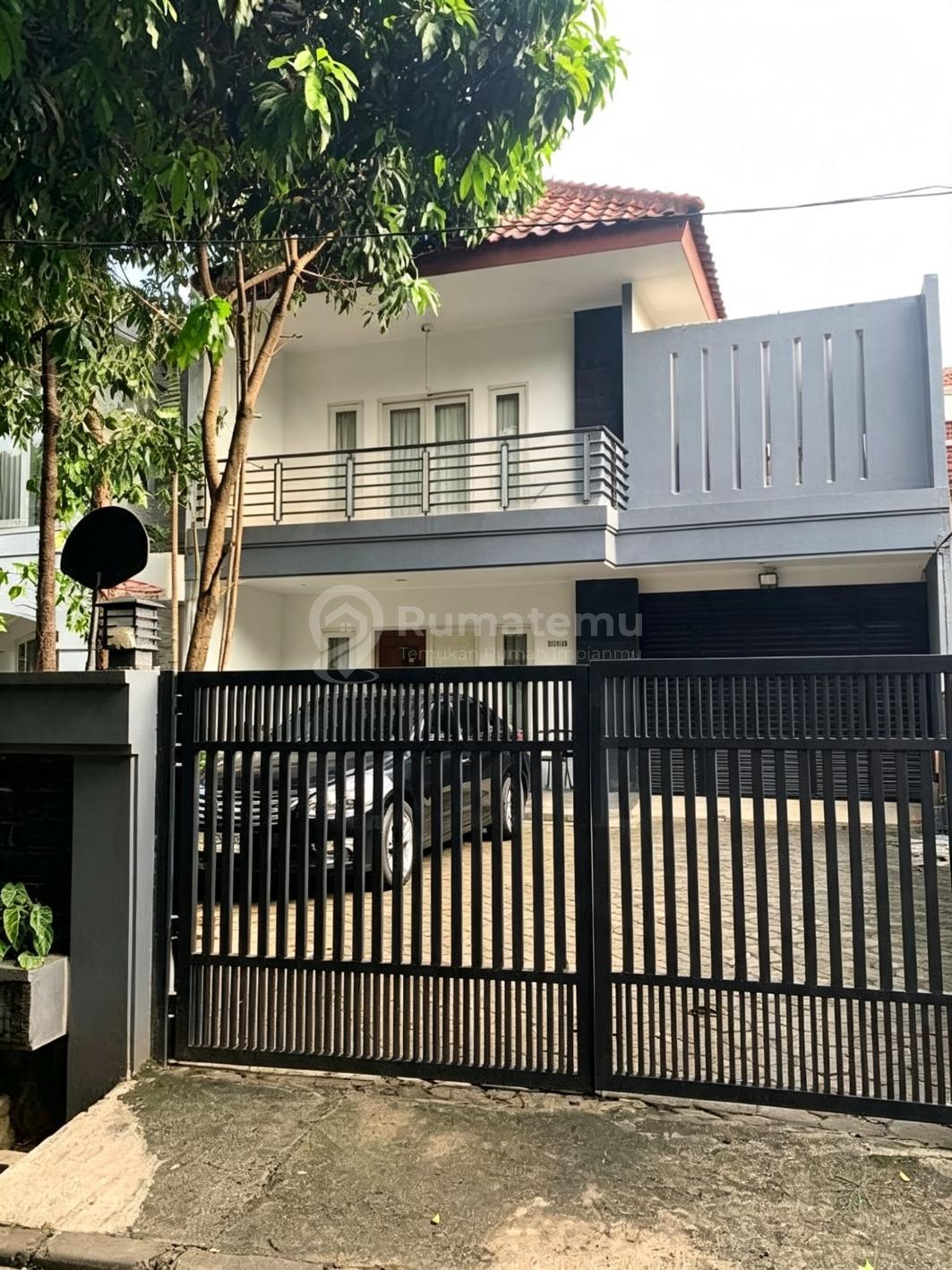 Jual Rumah 2 lantai minimalis nonfurnish di daerah Cilandak Jakarta Selatan