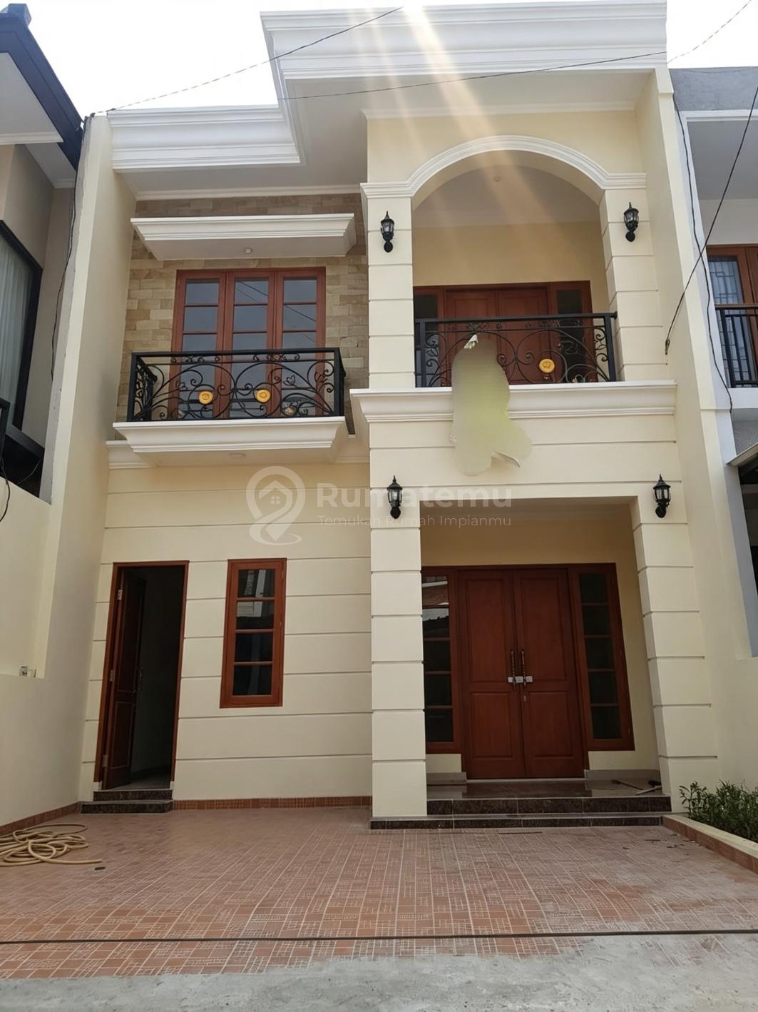 Dijual Rumah Baru Genteng kanmuri full flat Tanjung Barat, Jagakarsa, Jakarta Selatan