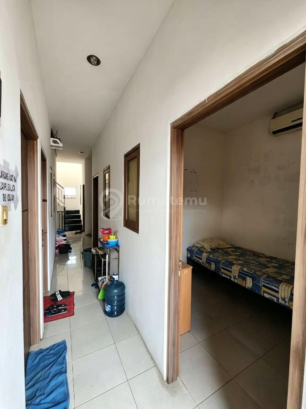 Dijual Rumah Kos di Tanjung Duren, Grogol Jakarta Barat Akses jalan 1 mobil