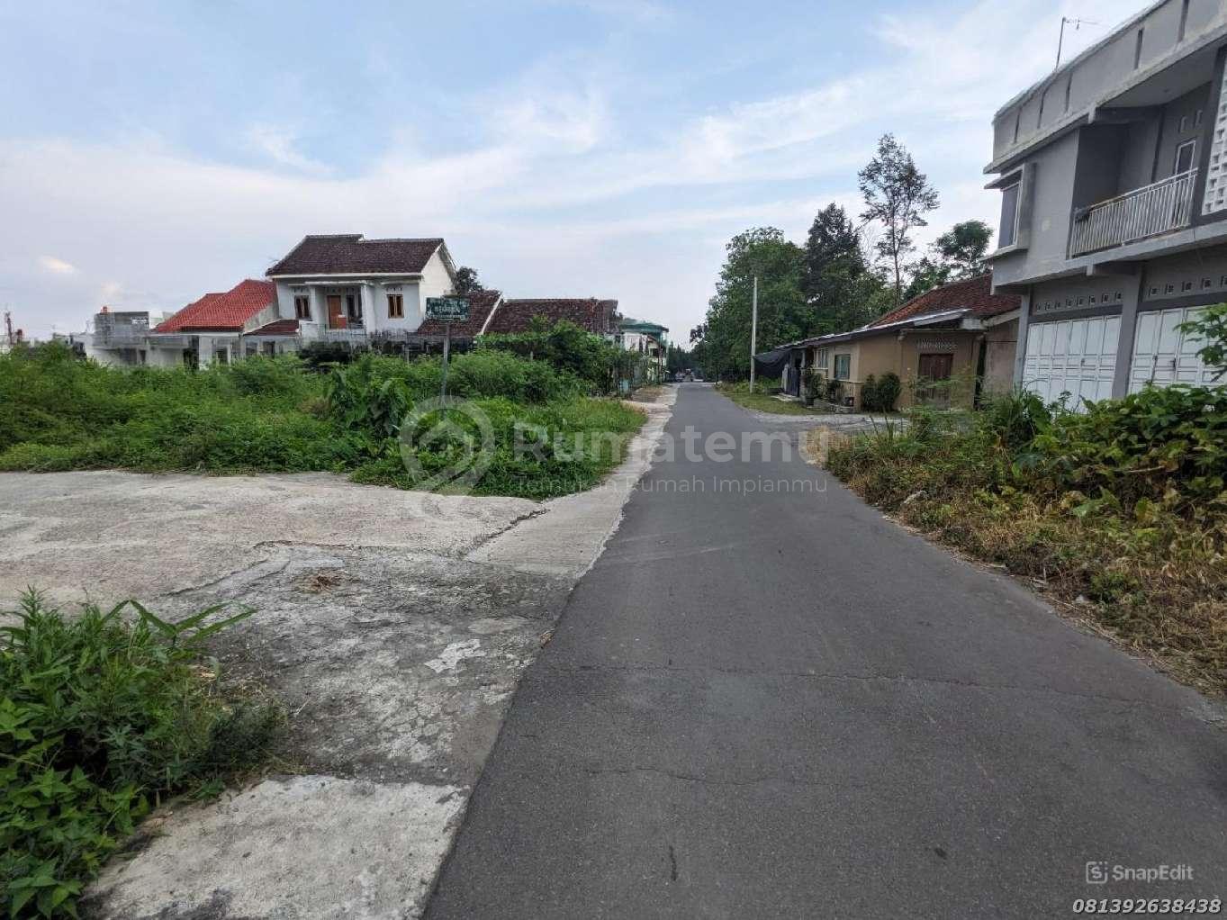 Tanah Jogja Dekat Stadion Maguwoharjo Dan Exit Tol Maguwo