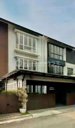 Dijual Rumah Modern Minimalis di Town House Cipete Cilandak