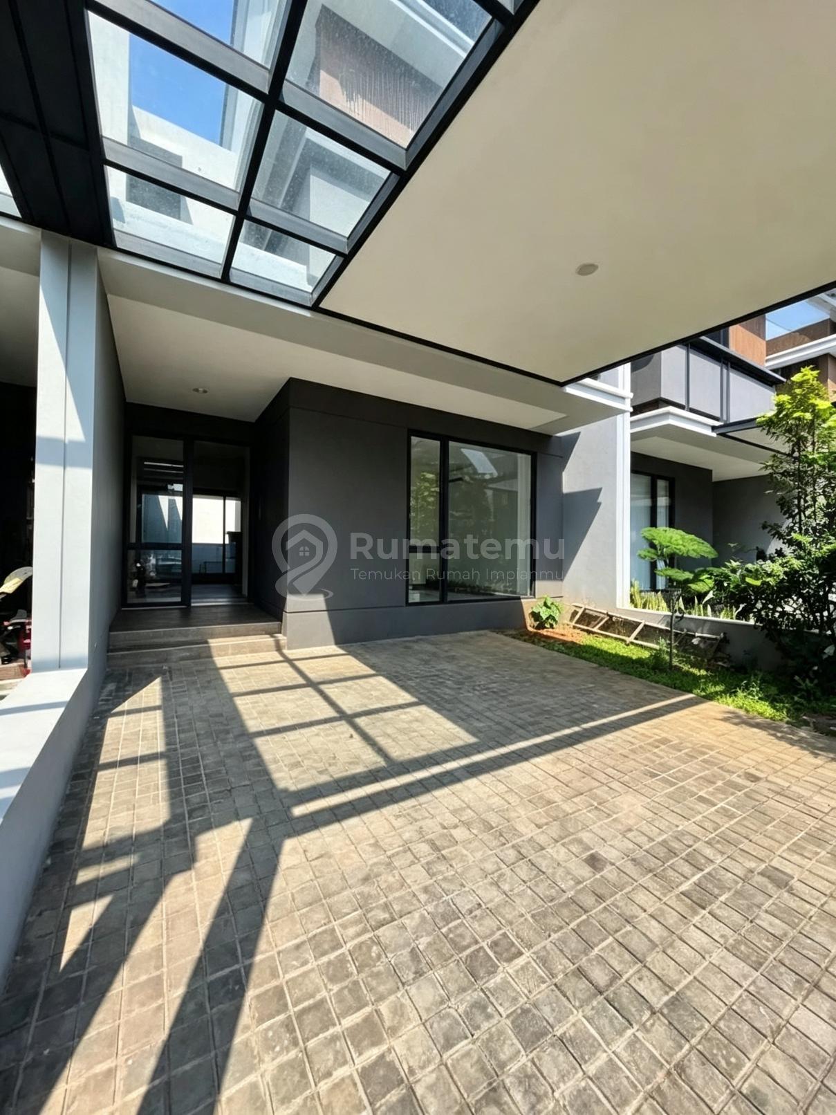 Dijual Rumah Siap Huni Nykka @ Sutera Narada Harga Special - Lokasi Strategis Last Unit Badan
