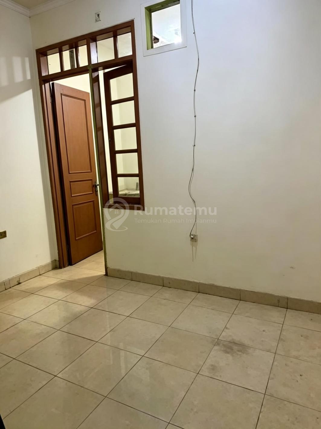 Rumah Murah Dijual di Permata Buana Kembangan Puri Indah Jakarta Barat