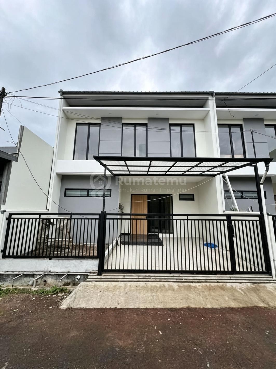 Jual Rumah Baru Golf Dalam Arcamanik Dekat Ahmad Yani Bandung