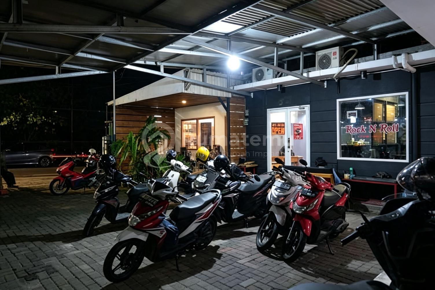 Jual Rumah Usaha di Riau, Dekat Dago Supratman Bandung