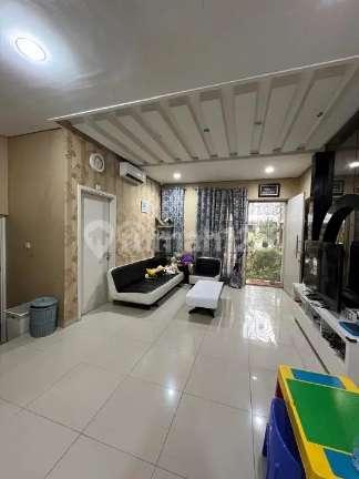 Turun Harga, Dijual Cepat Rumah di Green Lake City Cluster Amerika, West Coast, Tangerang