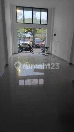 Disewakan dan Dijual Ruko Strategis dan Lebar @Ruko Citra 8 Aero Link