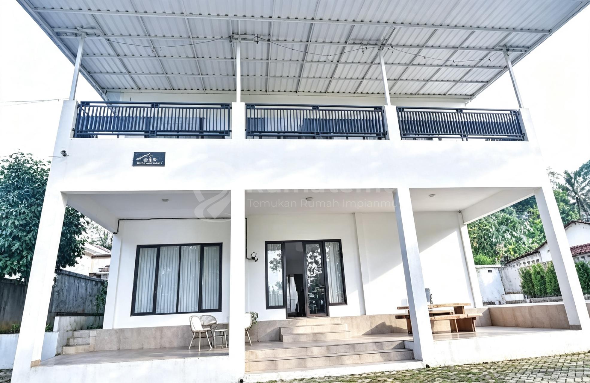 Dijual vila di desa Bojong koneng Sentul city Bogor 