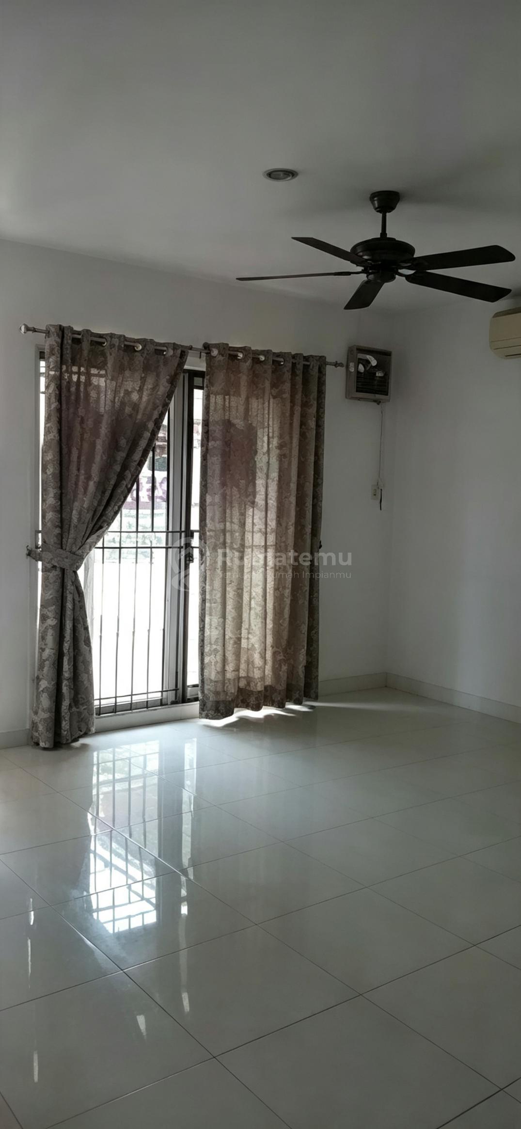 Turun Harga Rumah Murah di Golden Palm Citra Garden Kalideres Cengkareng Jakarta Barat