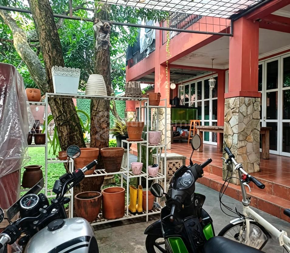 Dijual Rumah Strategis Lingkungan Asri Dan Nyaman Dengan Harga Menarik Di Bintaro Sektor 5