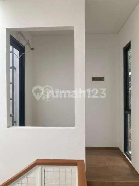 Disewakan Rumah Baru di Bintaro Luminance House Dekat Stasiun Jurang Mangu, Tangerang Selatan