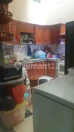Rumah 250M2 di Pluit Siap Huni Lokasi Eksklusif