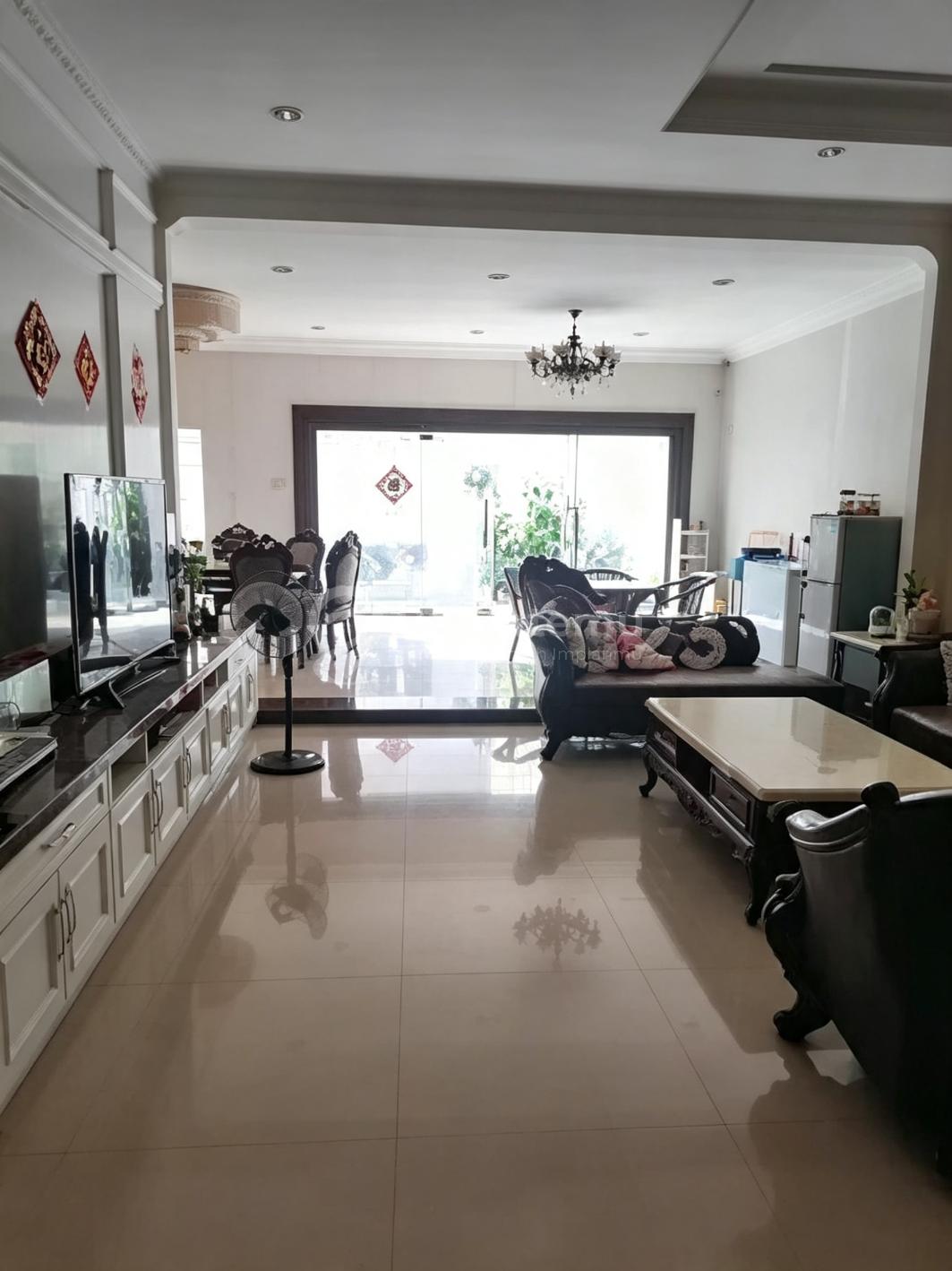 Rumah di Pik 1